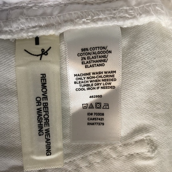 Ann Taylor THE SKINNY IN CURVY White Jean
Size 10 - Picture 9 of 9